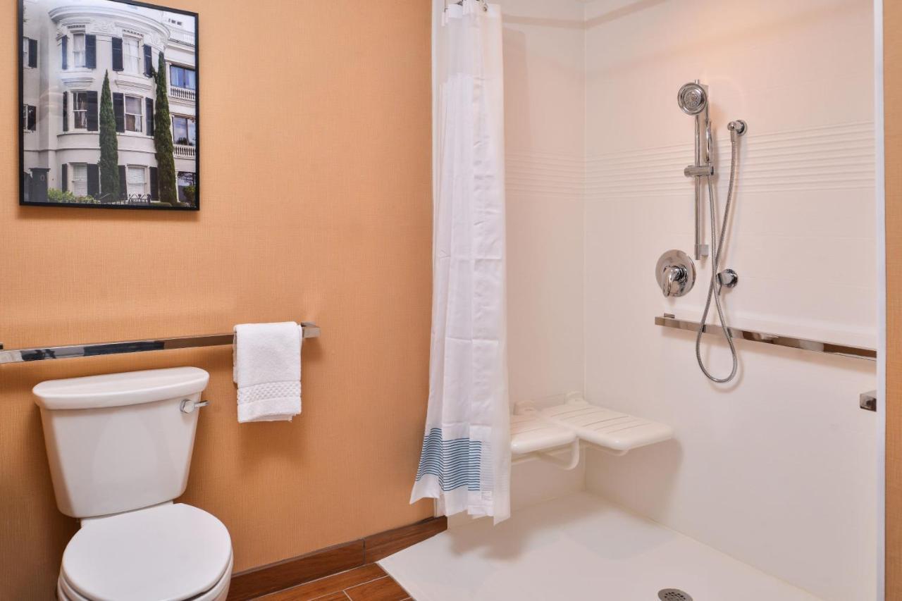 Towneplace Suites By Marriott Charleston-West Ashley Exterior foto